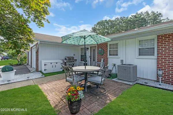 Lakewood, NJ 08701,907 Dumbarton Drive #907A
