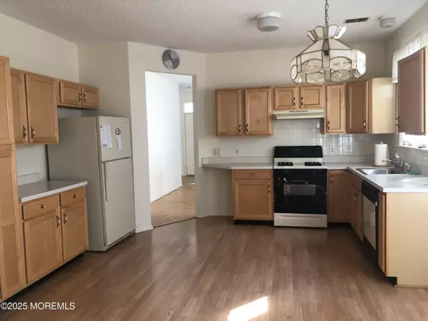 Brick, NJ 08724,21 Morning Glory Court