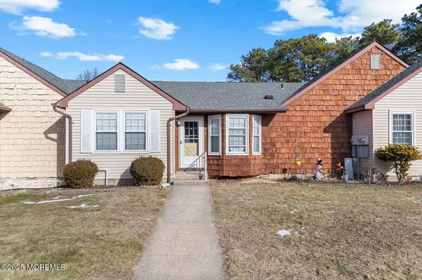 Whiting, NJ 08759,8 Alpine Road #B