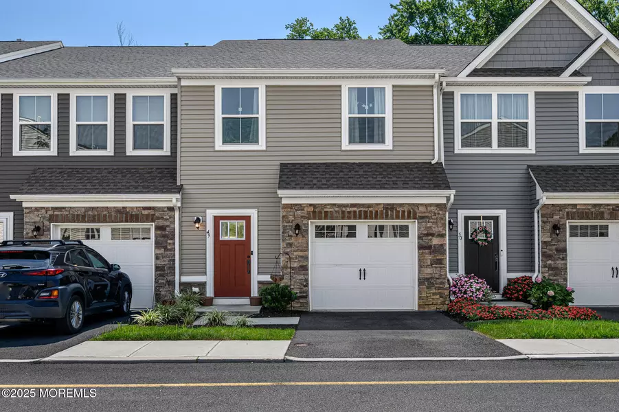 49 Athens Way, Cliffwood, NJ 07721