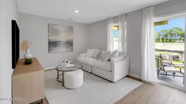 Waretown, NJ 08758,20 Bay Breeze Drive