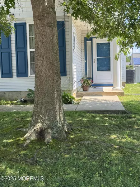 112 Giunta, Mays Landing, NJ 08330