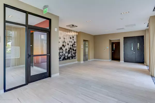 Red Bank, NJ 07701,55 W Front Street #410