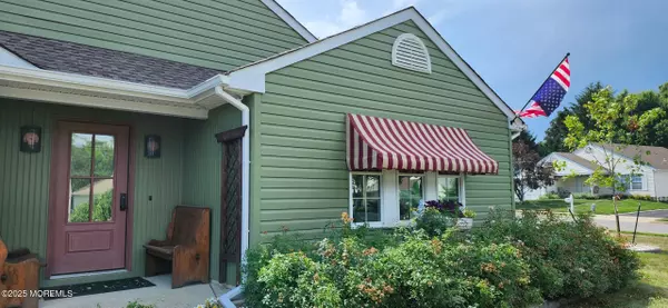 49 Sleepy Hollow Drive, Brick, NJ 08724
