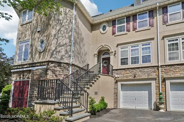 Aberdeen, NJ 07747,49 W Aspen Way