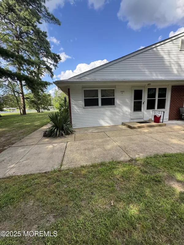 Whiting, NJ 08759,380 Fairway Lane