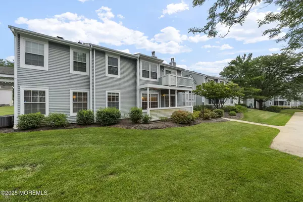 Howell, NJ 07731,353 Sequoia Court