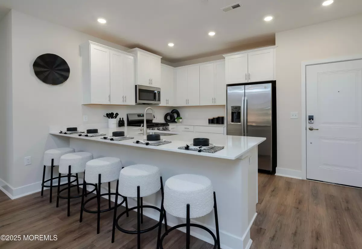 Monroe, NJ 08831,28207 Radford Court
