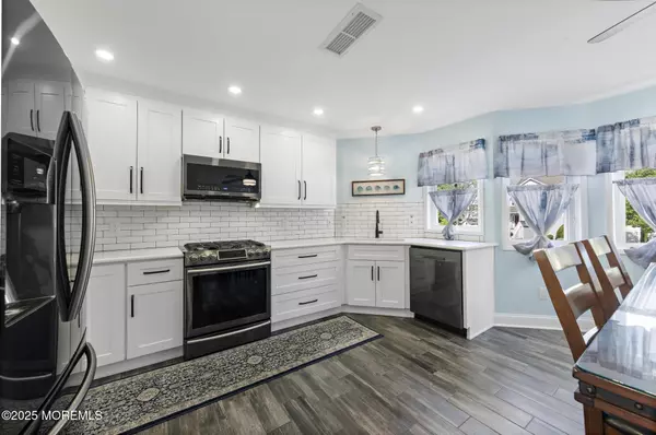 Toms River, NJ 08753,73 Orchid Court #703