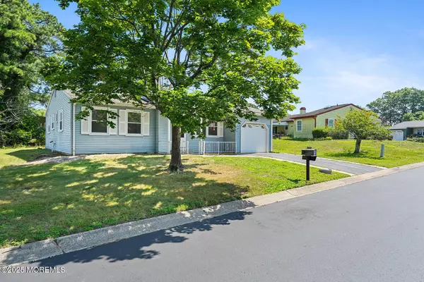 Whiting, NJ 08759,15 Apple Lane #72