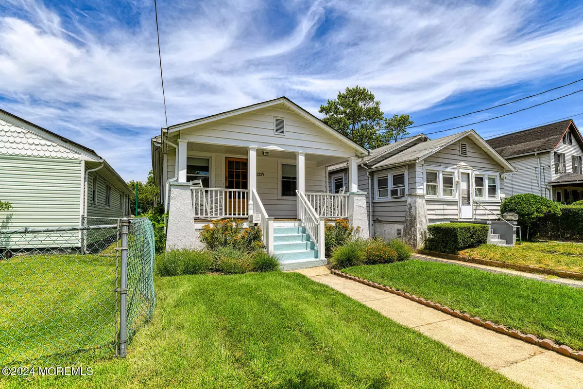 Neptune Township, NJ 07753,1225 6th Avenue #1/2