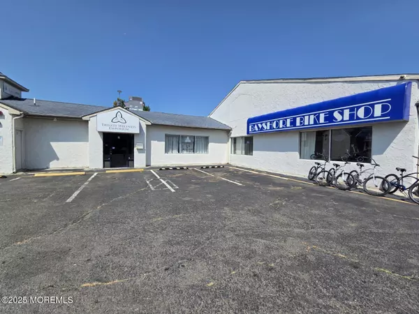 Union Beach, NJ 07735,1017 Rte 36 #2