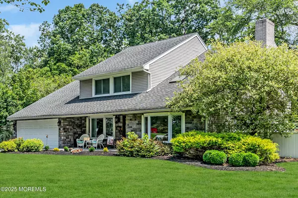 Freehold, NJ 07728,154 Tilton Drive