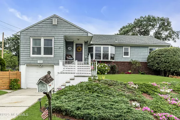 Point Pleasant, NJ 08742,1400 Treeneedle Road
