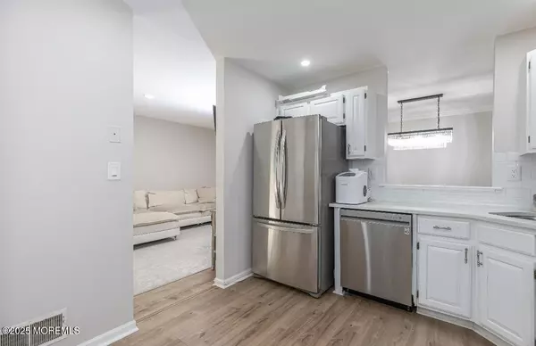 Manalapan, NJ 07726,41 Heron Court