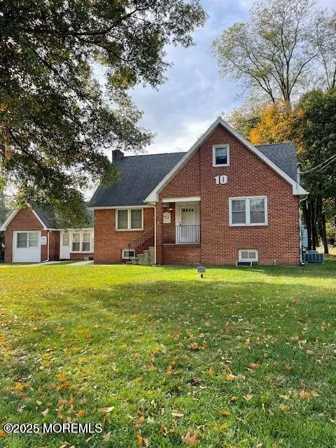 10 Tindall Road #5, Middletown, NJ 07748