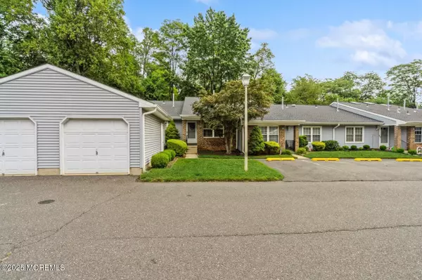 Red Bank, NJ 07701,132 Viburnum Terrace