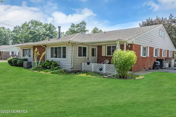 17 Dove Street #A, Manchester, NJ 08759
