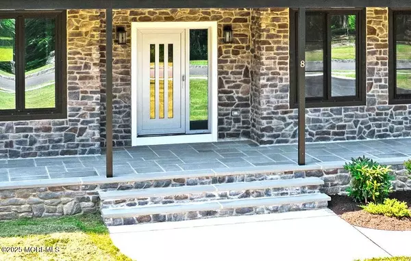 Howell, NJ 07731,8 Haystack Court