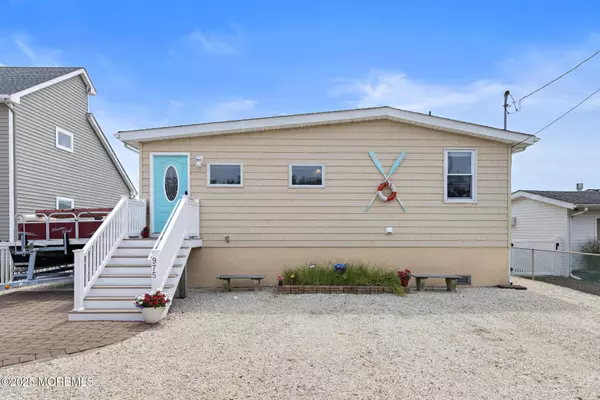 975 Beach Haven West Boulevard, Beach Haven West, NJ 08050