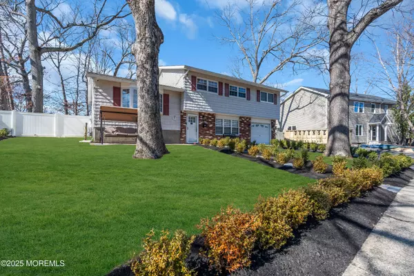 Jackson, NJ 08527,5 Florida Place