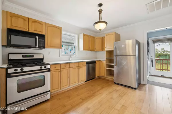 Keansburg, NJ 07734,19 Randall Place