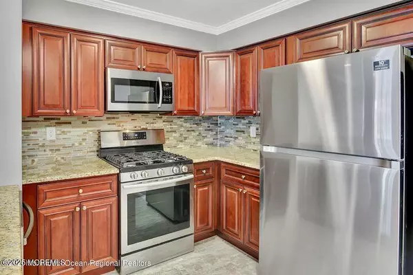 East Brunswick, NJ 08816,79 Crosspointe Drive