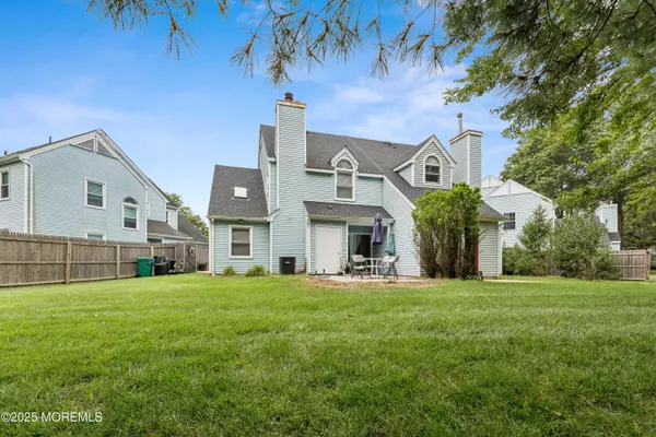 10 Whittier Court, Freehold, NJ 07728