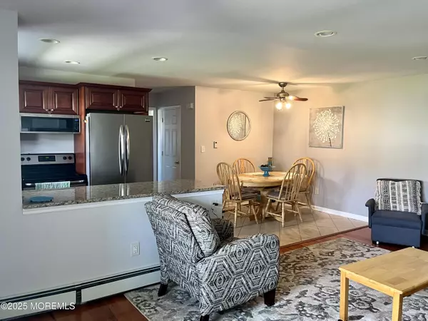 Monmouth Beach, NJ 07750,187 Wharfside Drive #819