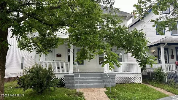 Asbury Park, NJ 07712,921 Mattison Avenue