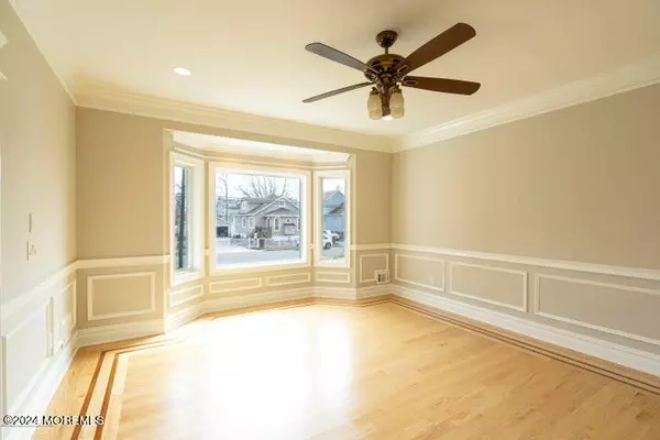Long Branch, NJ 07740,15 Airsdale Avenue