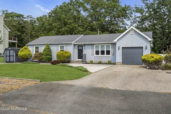 Bayville, NJ 08721,317 Trenton Avenue N