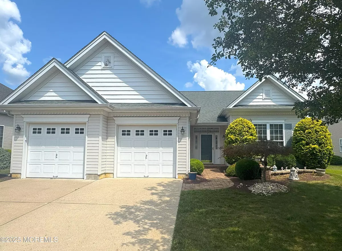 Jackson, NJ 08527,8 Inverness Lane