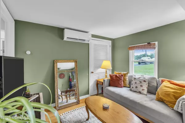 Neptune Township, NJ 07753,850 Old Corlies Avenue #Rear