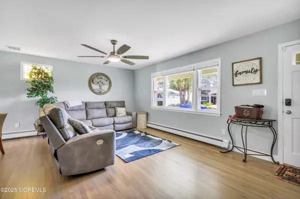 Point Pleasant, NJ 08742,2504 Oak Street