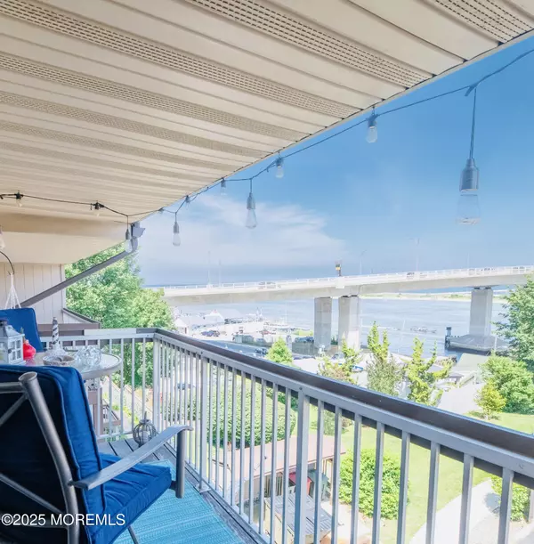 30 Portland Road #B14, Highlands, NJ 07732