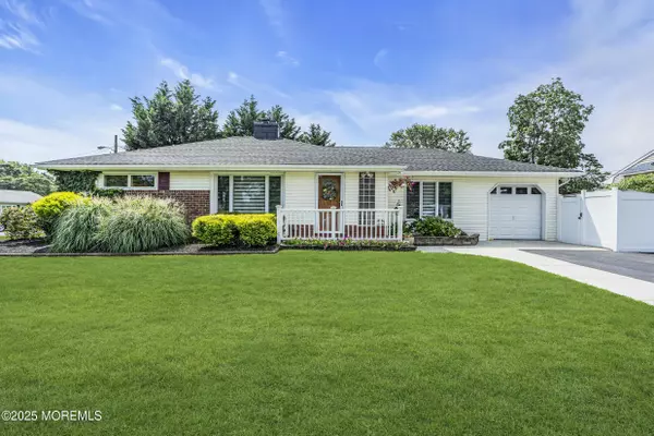 Brick, NJ 08723,364 Heritage Drive