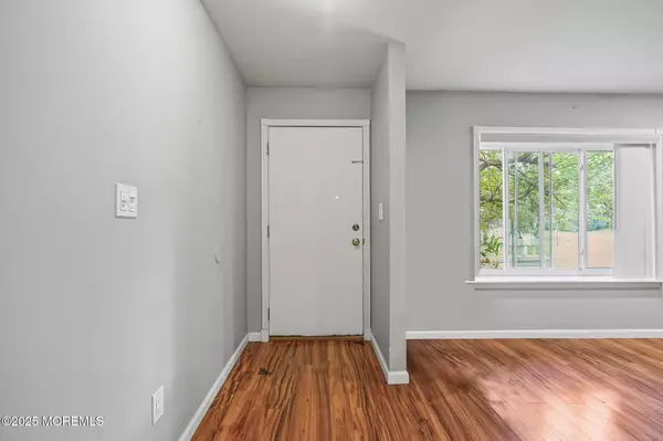 Matawan, NJ 07747,65 Laurie Court #180