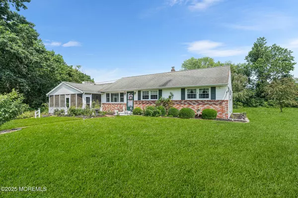 16 Inman Road, New Egypt, NJ 08533