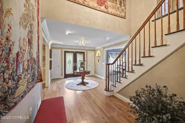 Morganville, NJ 07751,26 Opatut Court