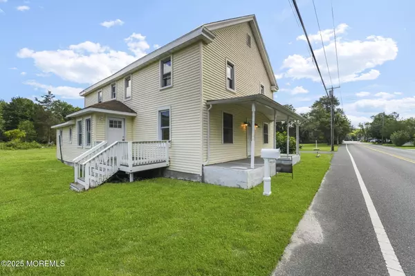 Tuckerton, NJ 08087,2043 Route 542