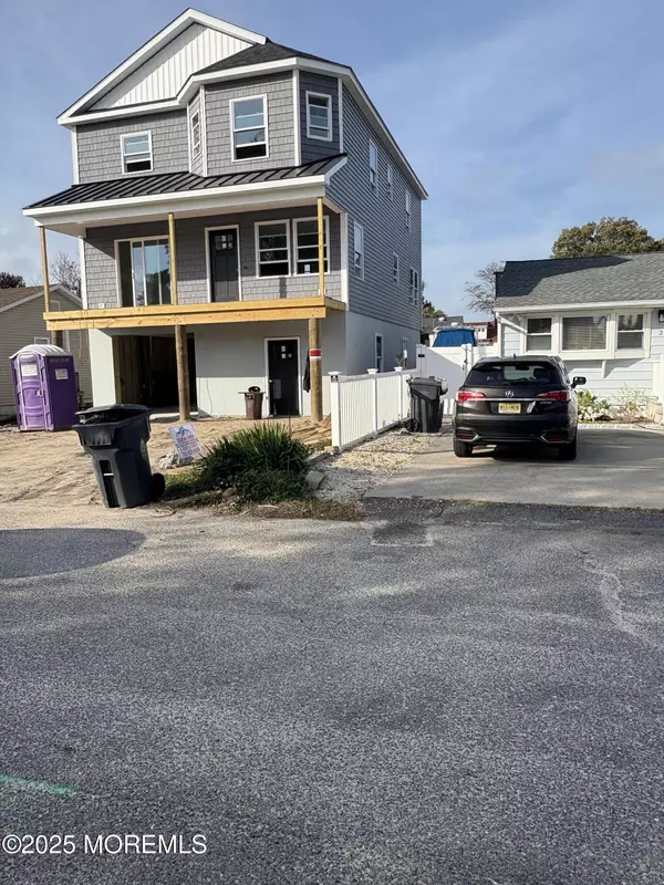 Brick, NJ 08723,6 Holly Acres Drive