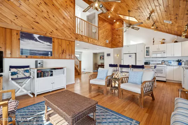Lavallette, NJ 08735,135 N Bayside Road