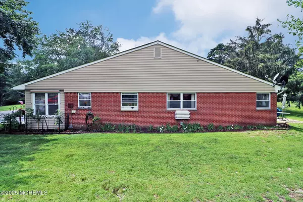Whiting, NJ 08759,107 Constitution Boulevard #B