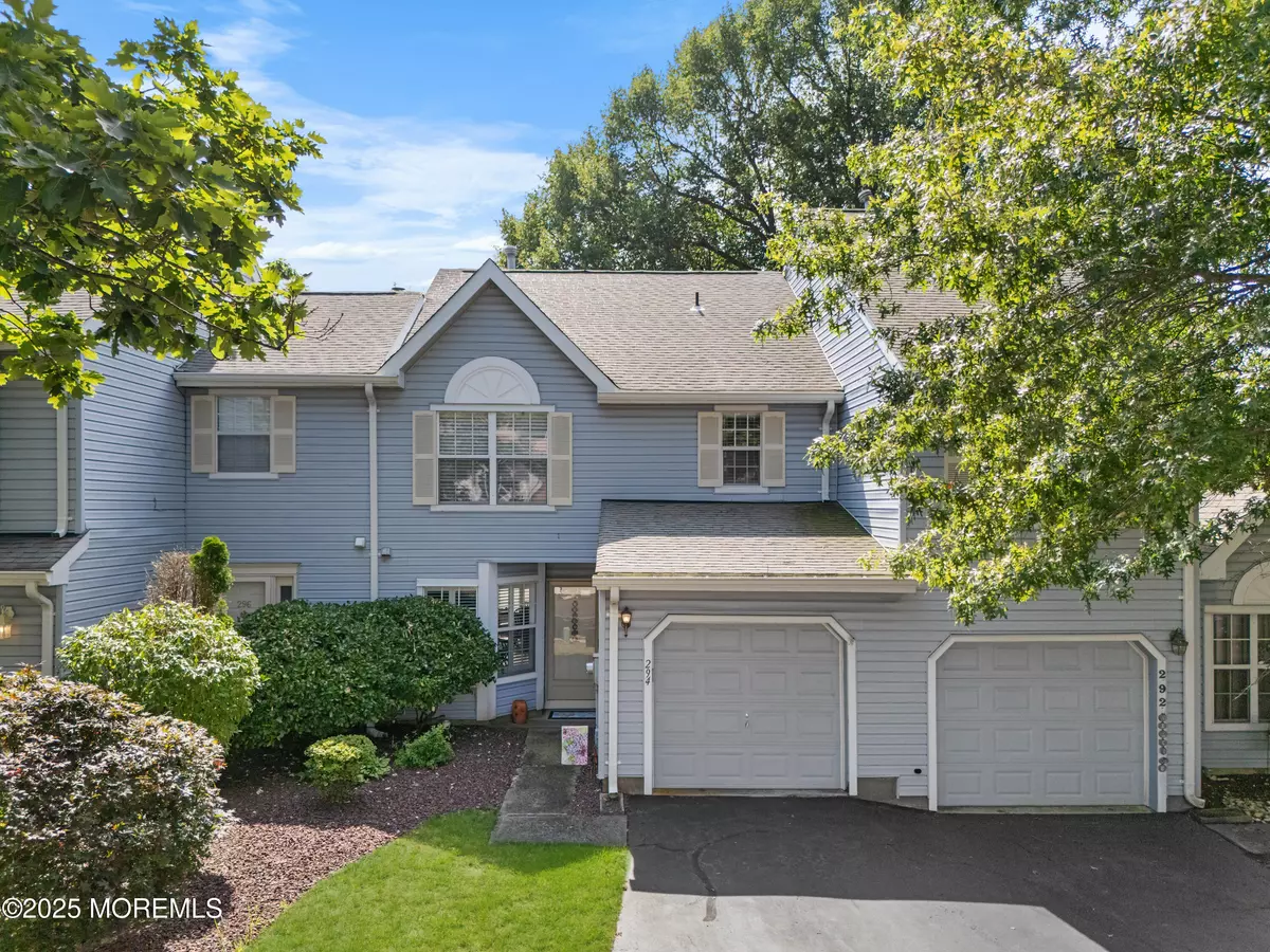 Manalapan, NJ 07726,294 Century Way