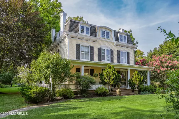 Shrewsbury Boro, NJ 07702,450 Sycamore Avenue