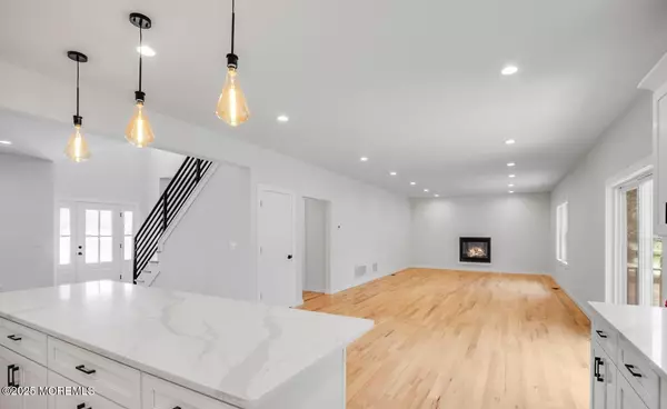 Piscataway Twp, NJ 08854,711 Plainfield Avenue