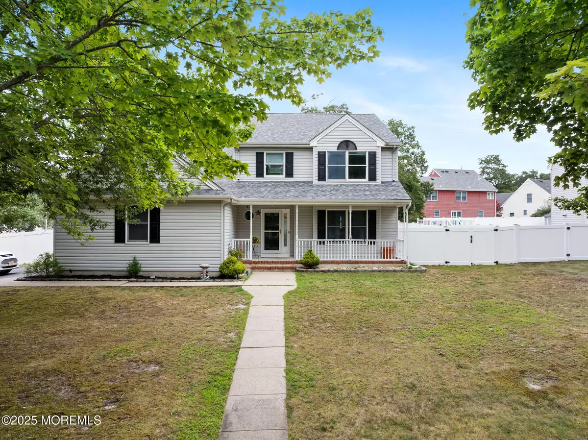 Stafford, NJ 08050,217 Lazy Oak Lane