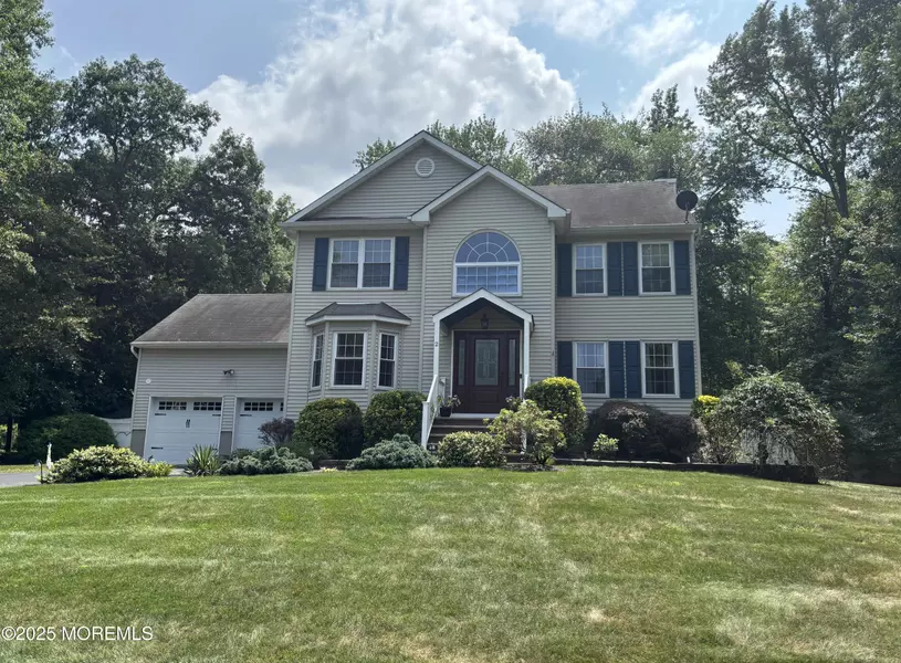 2 Veronica Court S, Old Bridge, NJ 08857
