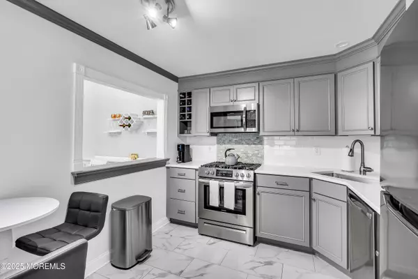 Hamilton, NJ 08619,16 Willow Court